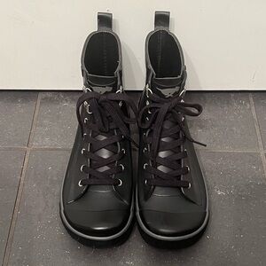 ❌ SOLD ❌ Rocket Dog Women's Rainy Rubber Rain Boot